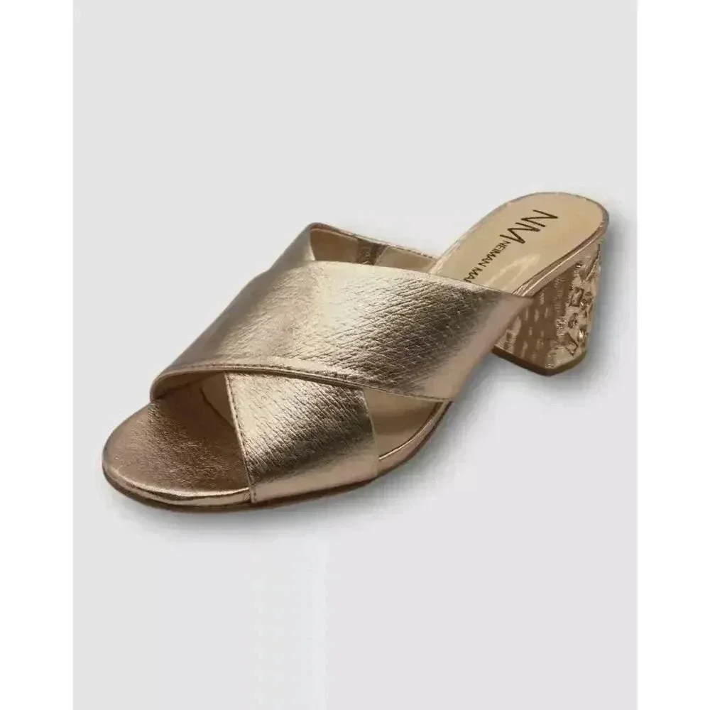 $259 Neiman Marcus Women's Gold Malvin Leather Jewel Sandals Shoes US 8 M